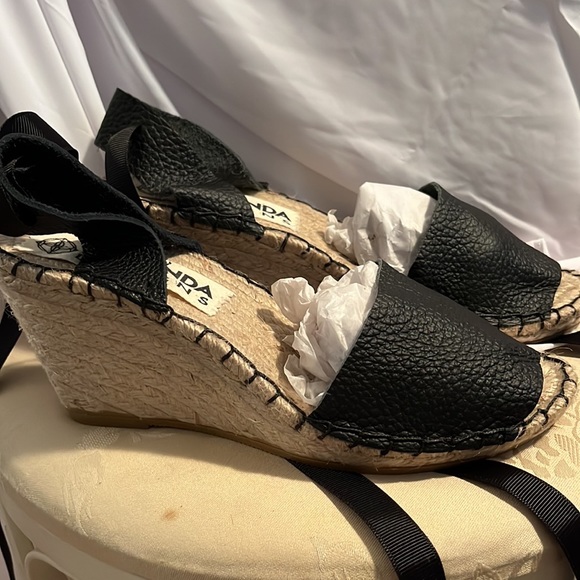 NWOT Maslinda high wedge handmade esparadilles. Size 36, US 6.5 black. - Picture 7 of 8